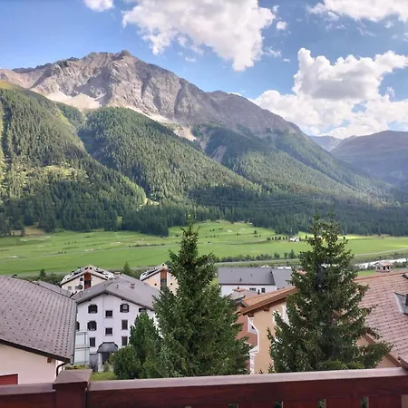 Chesa Diala - Apartament Zuoz