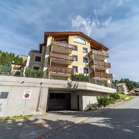 Chesa Diala - Apartament *